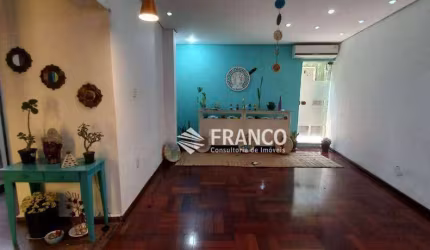 Sobrado com 4 dormitórios à venda, 264 m² por R$ 1.600.000 - Centro - Taubaté/SP