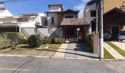 3 quartos sendo 2 suites