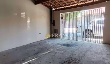 Casa com 2 dormitórios para alugar, 125 m² por R$ 1.543,10/mês - Quiririm - Taubaté/SP
