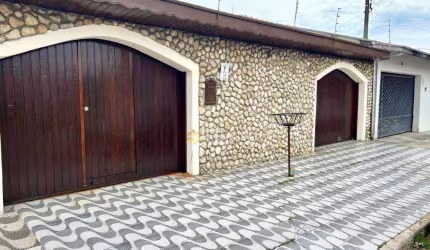 Casa com 3 dormitórios para alugar, 182 m² - Quiririm - Taubaté/SP