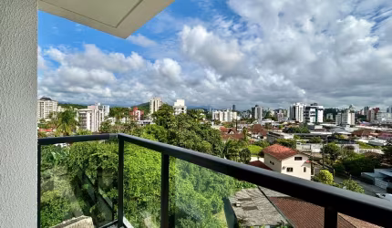 Oportunidade : Apartamento com  3 quartos (1 suite)  à venda no bairro Anita Garibaldi em Joinville-SC por R$ 705.000,00.