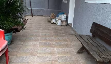 Apartamento com 2 quartos e varanda - Vila Valqueire / Rio de Janeiro - RJ