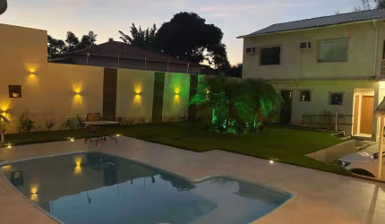 Casa 5 quartos (1 suite) com Piscina e Hidro no Parque Hotel