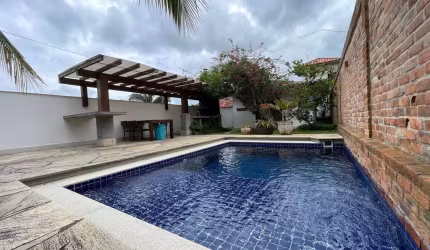 Casa Duplex de 8 suítes em Geribá, Armação dos Búzios - RJ.