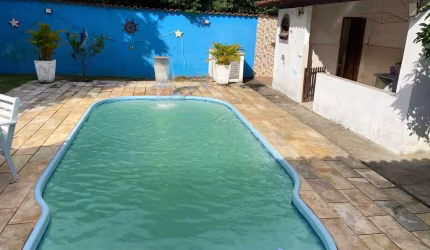 Casa a venda com 3 Quartos sendo (1 suite ) iguabinha