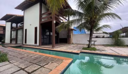 Casa com uma vista linda para o canal e vaga Navegável na Ogiva, Cabo Frio