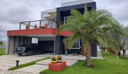 Casa DUplex com 2 suítes no Condomínio Alphaville de Cabo Frio - RJ.