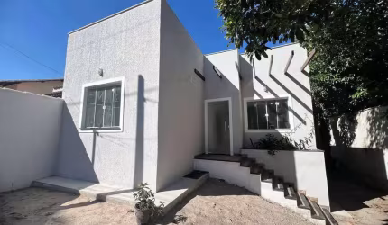 Casa com 2 quartos ( 1 suite )  Jardim Arco íris - São Pedro da Aldeia - Rj