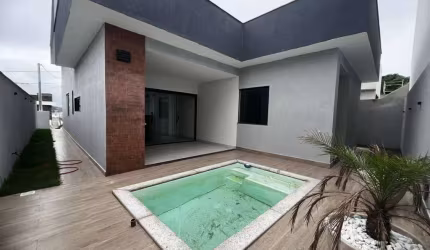 Casa à Venda com 3 quartos, sendo 1 suíte com closet - Cond. Viverde