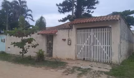 Casa à venda com 3 quartos (1suíte) - Areal, Araruama/RJ