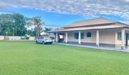 Casa à venda com 4 quartos em Praia Seca, Araruama/RJ