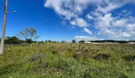 Terreno à venda com 450m² em Jaguaruna/SC.