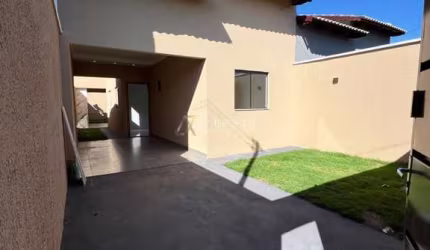 CASA 2 QUARTOS SENDO 1 SUÍTE - SÃO FRANCISCO
