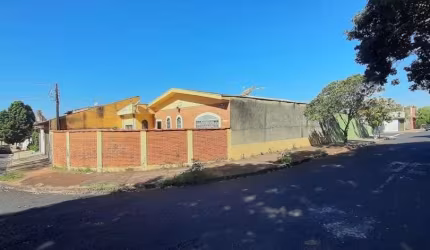 Casa com 3 dormitórios à venda, 180 m² por R$ 382.000,00 - Dom Bernardo José Mielle - Ribeirão Preto/SP