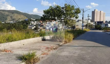 Lote / Terreno em Jardim San Marino  -  Caieiras