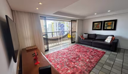 Apartamento espaçoso e aconchegante no coração do ESPINHEIRO