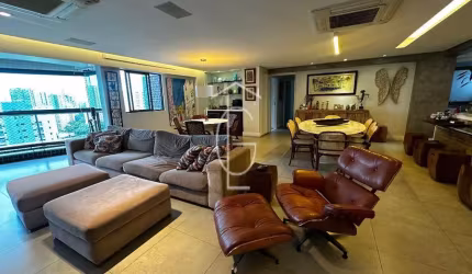 Lindo e reformado apartamento alto padrão