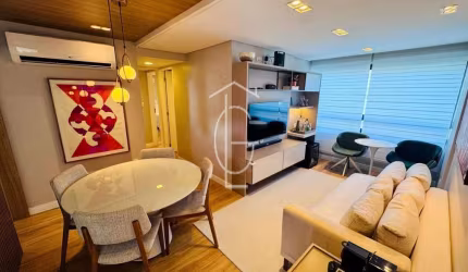 BEL&#205;SSIMO APARTAMENTO REFORMADO E COM M&#211;VEIS PLANEJADOS NA TORRE