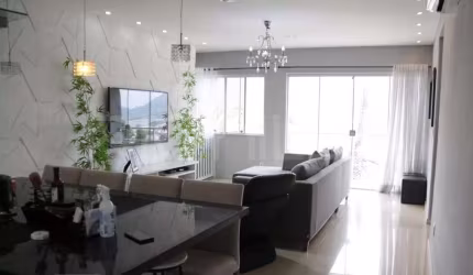 Casa de 4 quartos em Condomínio, com 240m², à venda em São Francisco, Niterói/RJ