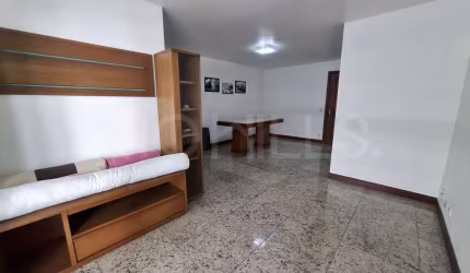 Apartamento de 3 quartos, com 120m², à venda em São Francisco, Niterói/RJ