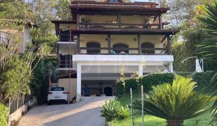 Casa em Condomínio, com 4 quartos e 369m², à venda na Vila Progresso, Niterói/RJ