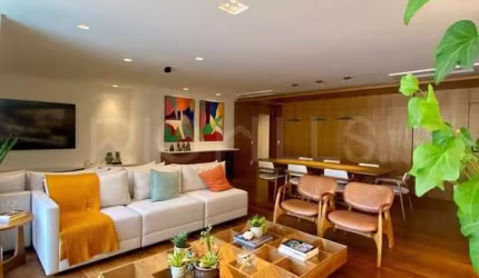 Apartamento de 4 quartos, com 230m², à venda em Icaraí, Niterói/RJ