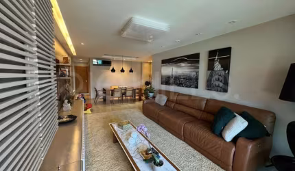 Apartamento de 4 quartos, com 155m², à venda em São Francisco, Niterói/RJ