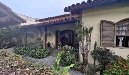 Casa de 4 quartos, com 140m², à venda em Serra Grande, Niterói/RJ