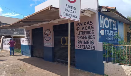 Imóvel comercial de esquina em Tamarana