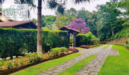 Oportunidade Itaipava! Casa com 6 dormitórios à venda, 400 m² por R$ 2.990.000 - Cuiabá - Petrópolis/RJ