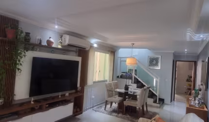 Linda casa sobrado à venda, com 143 metros, 4 vagas em Bela Vista, Osasco/SP
