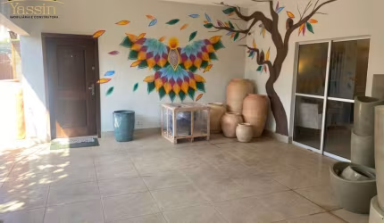 Casa comercial de alto padrão em Cuiabá-MT, Jardim Shangri-la: 3 quartos, 1 suíte, 3 salas, 2 vagas, 188m² de área útil