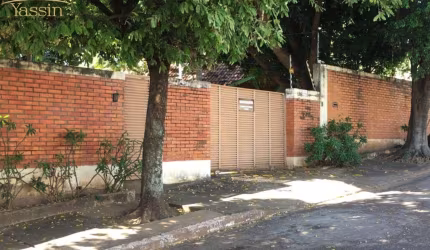 Casa comercial para locação no bairro Santa Rosa