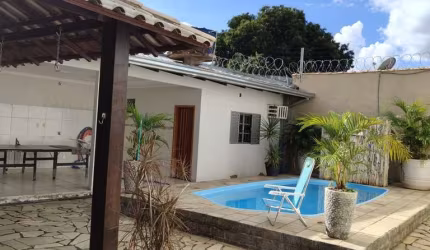 Imperdível: Casa à venda em Cuiabá-MT, bairro Poção, 4 quartos, 1 suíte, 3 salas, 4 vagas de garagem, 350m².