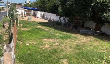 Terreno Comercial de Esquina à Venda em Cuiabá-MT na Avenida Dom Bosco - 800m² de Área