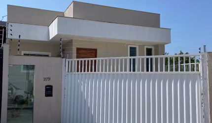 Casa Duplex 3 Qtos/Suite - em Colina de Laranjeiras – Serra/ES.