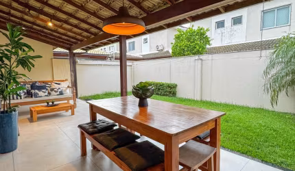 Luxo - Casa 3 Quartos com Suíte no Condomínio Itatiaia – Colina de Laranjeiras.