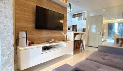 Luxo -  2 Qtos C/Suite Decorado - Vaga Coberta / Sol manha / Andar Alto - Cond. Naturale - em Morada de Laranjeiras - Serra - ES.