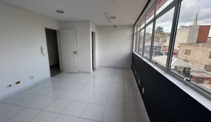 Sala comercial no limão
