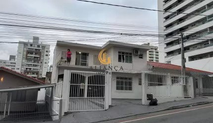 Casa em Barreiros, São José/SC