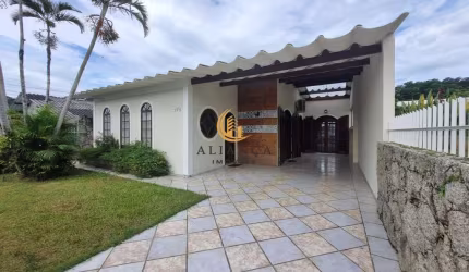 Casa em Forquilhinha, São José/SC