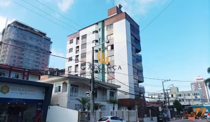Apartamento em Kobrasol, São José/SC