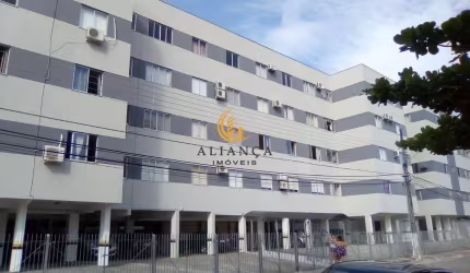 Apartamento em Floresta, São José/SC