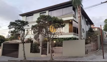 Casa em Coqueiros, Florianópolis/SC