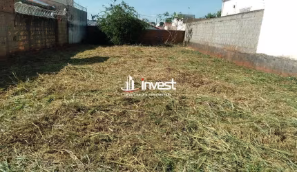 Terreno em ótima localização no bairro Nenê Gomes