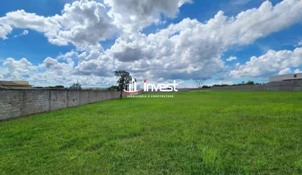 Oportunidade lote em condomínio fechado com 2000 m2