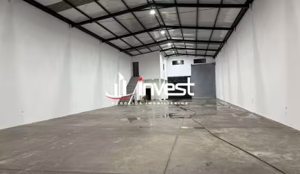 GALPÃO COMERCIAL À VENDA BEM LOCALIZADO NO LARANJEIRAS