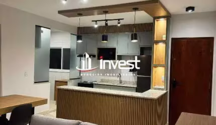 Apartamento à venda no Bairro Universitário com 2 quartos, lavanderia e 1 vaga de garagem