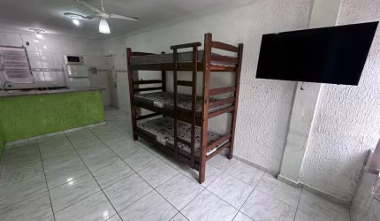 OPORTUNIDADE - KITNET - 1 QUADRA DA PRAIA
