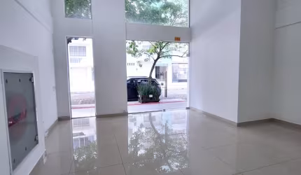 Sala para locação no centro de Balneário Camboriú